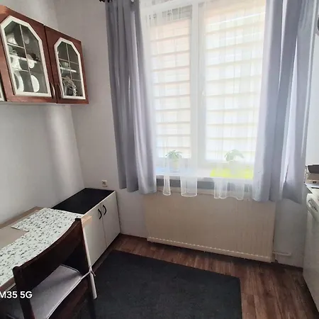 Δωμάτια σε οικογενειακή κατοικία Arts One ,zapraszam ,mozliwosc Bezplatnego Parkowania *